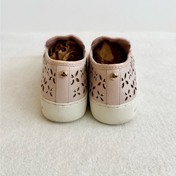 Michael Kors Light Pink Sip-on Sneakers Floral Cutout Size 7.5 - Picture 5 of 10
